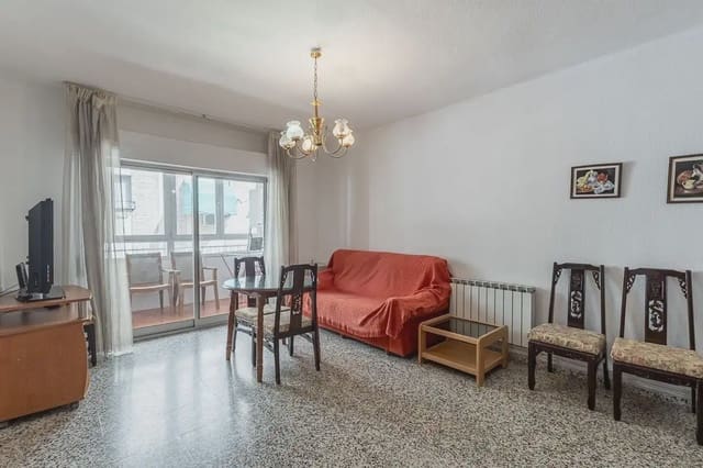3 bedroom Flat for sale in Camino de Ronda - Rosaleda, Granada city - € 245,000 (Ref: 9837601)