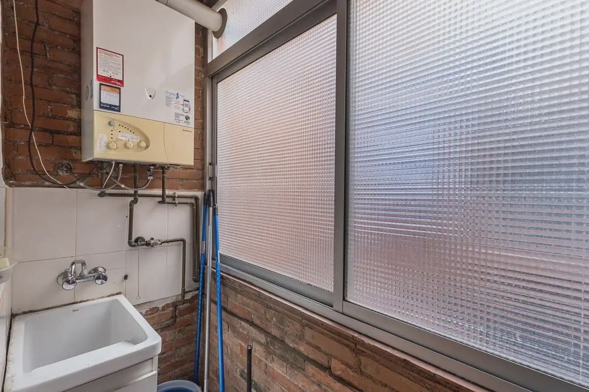 Flat for sale in Granada city - € 248,000 (Ref: 9837601)
