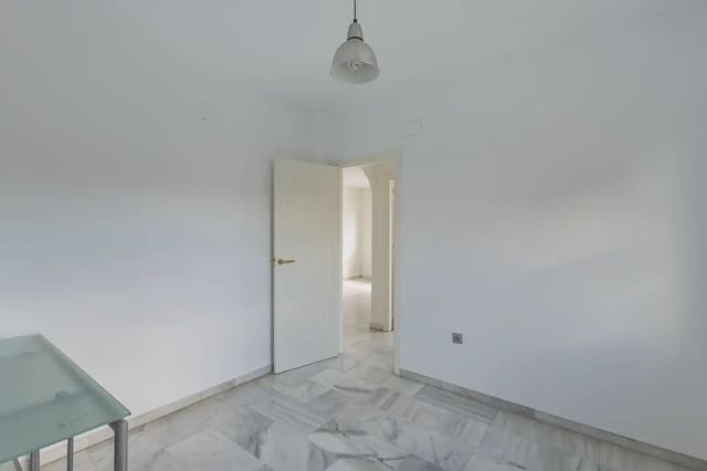 2 soverom Leilighet til salgs i Cenes de la Vega med garasje - € 135 000 (Ref: 9837604)