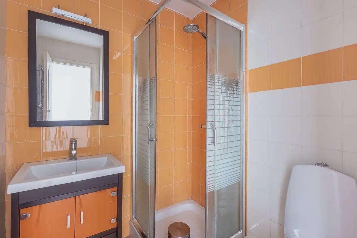 2 bedroom Flat for sale in Cenes de la Vega with garage - € 135,000 (Ref: 9837604)