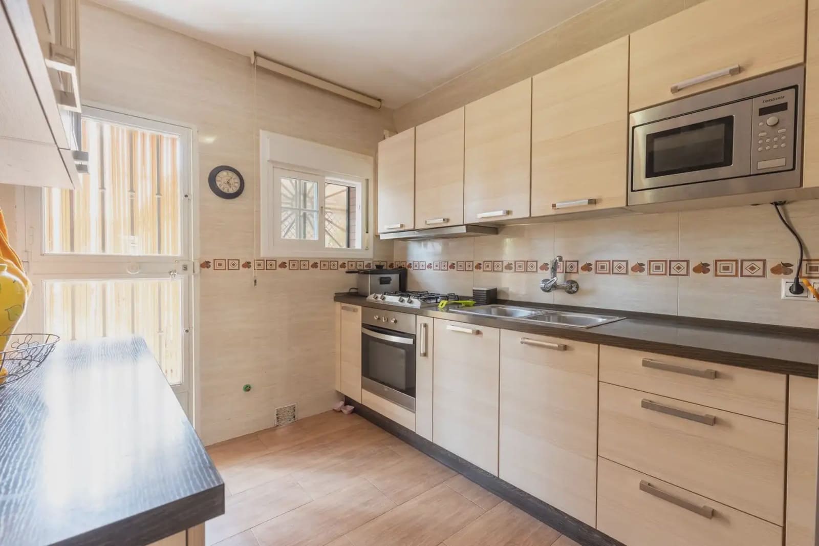 Byhus til salg i Armilla med garage - € 295.000 (Ref: 9837605)