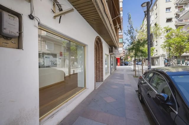 Gewerbe zu verkaufen in Figares, Granada Stadt - 215.000 € (Ref: 9837606)