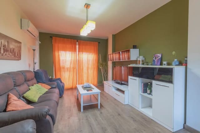 Omakotitalo myytävänä paikassa Churriana de la Vega - 345 000 € (Ref: 9837607)