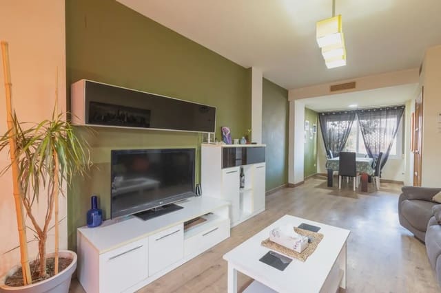 Omakotitalo myytävänä paikassa Churriana de la Vega - 345 000 € (Ref: 9837607)