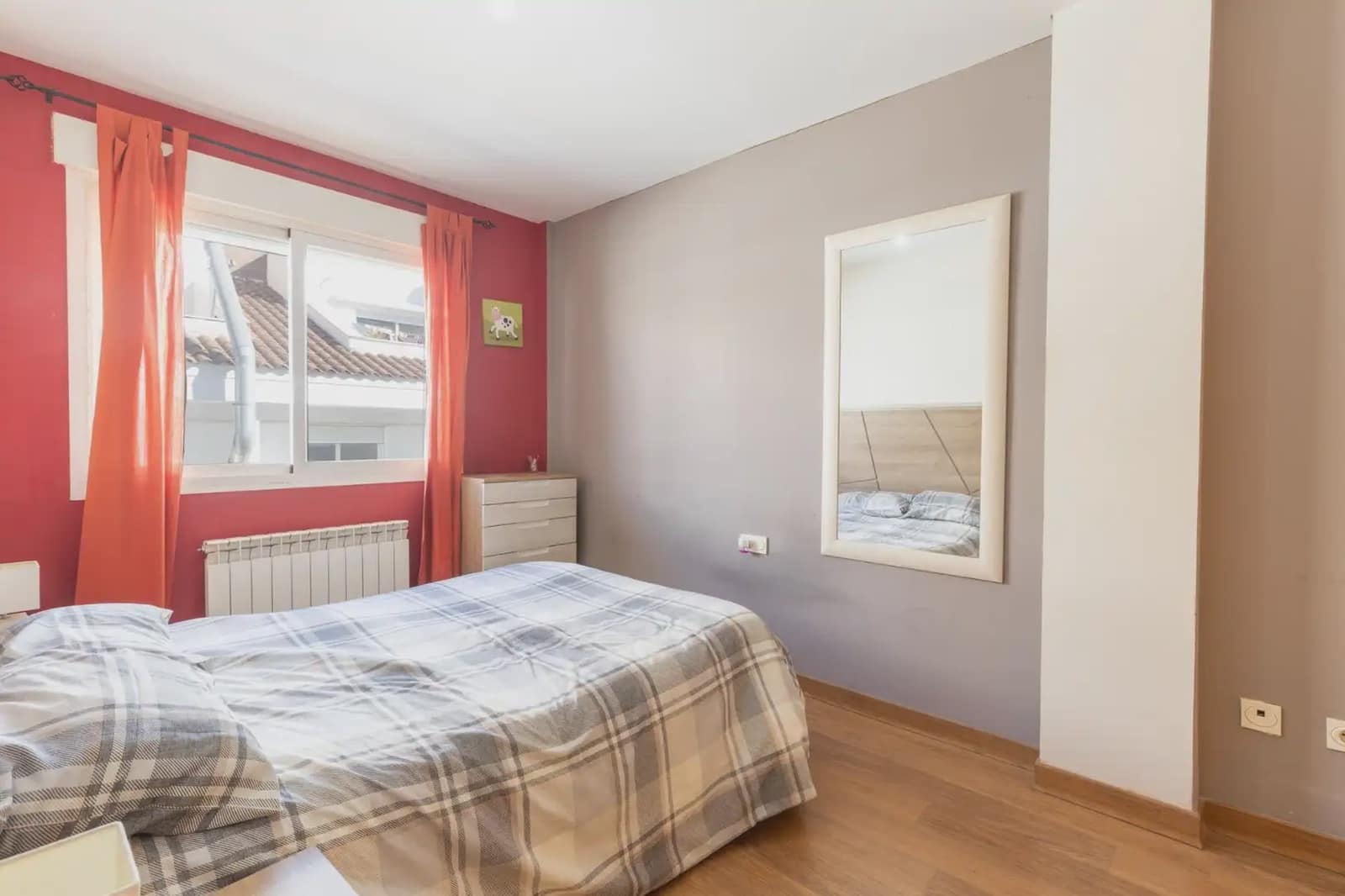 Omakotitalo myytävänä paikassa Churriana de la Vega - 345 000 € (Ref: 9837607)