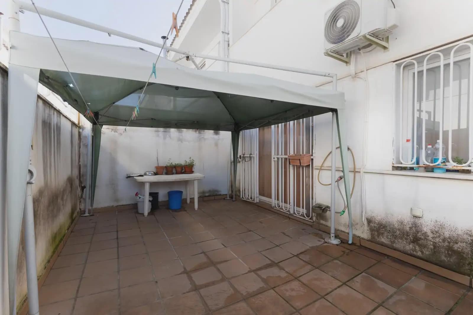 Omakotitalo myytävänä paikassa Churriana de la Vega - 345 000 € (Ref: 9837607)