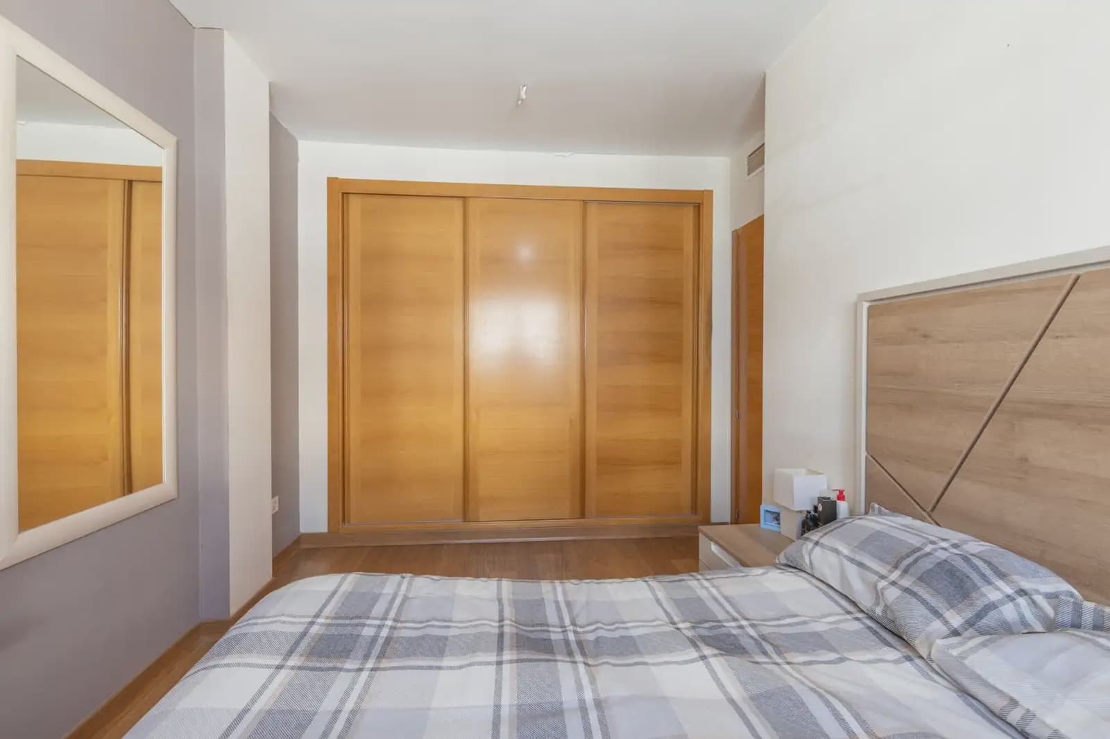 Omakotitalo myytävänä paikassa Churriana de la Vega - 345 000 € (Ref: 9837607)