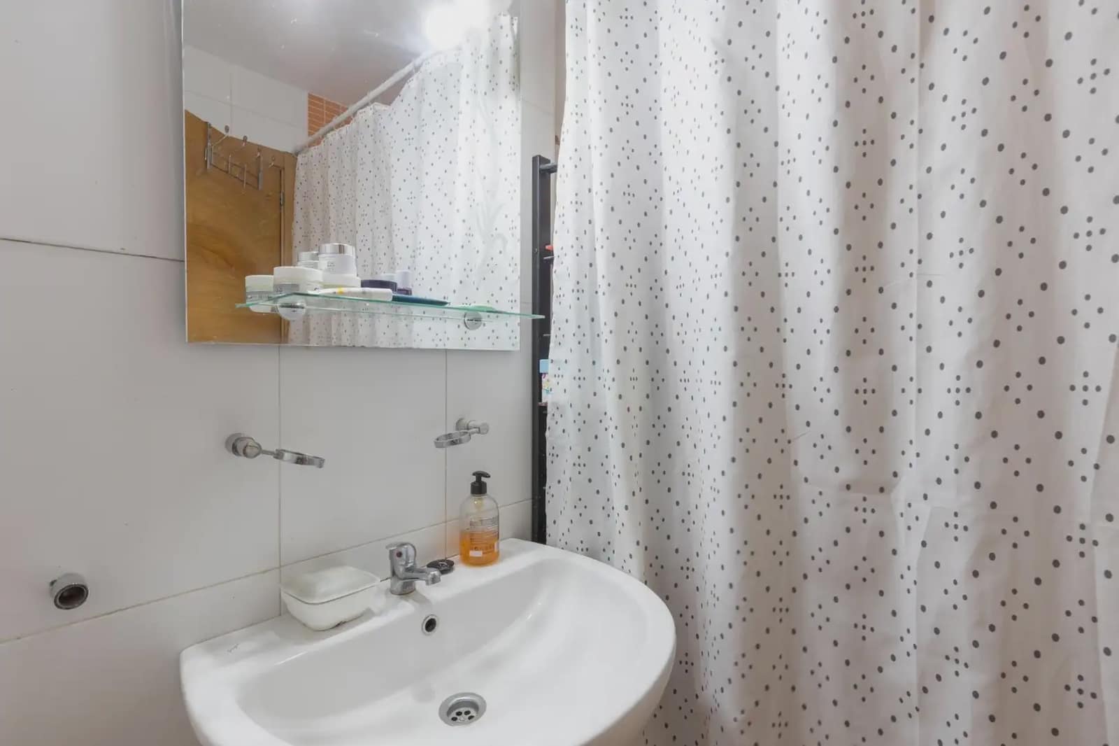 Omakotitalo myytävänä paikassa Churriana de la Vega - 345 000 € (Ref: 9837607)