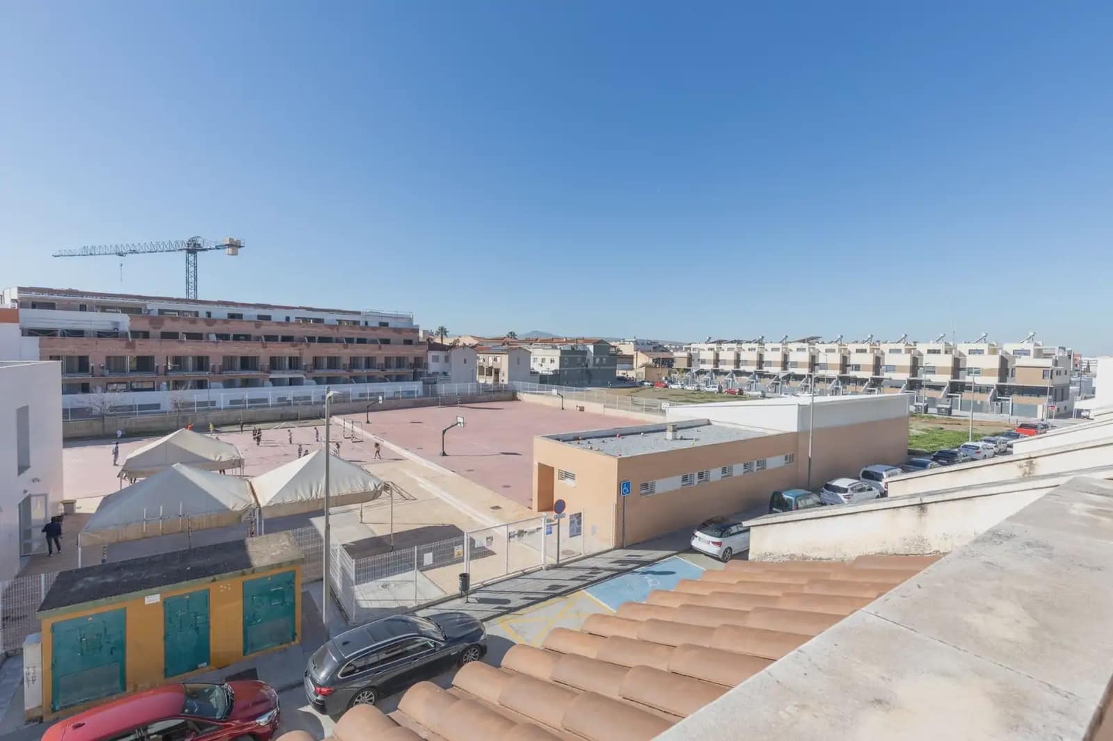 Omakotitalo myytävänä paikassa Churriana de la Vega - 345 000 € (Ref: 9837607)