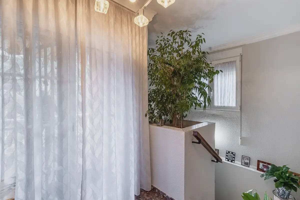 Omakotitalo myytävänä paikassa Granada kaupunki mukana 
autotalli - 595 000 € (Ref: 9837608)