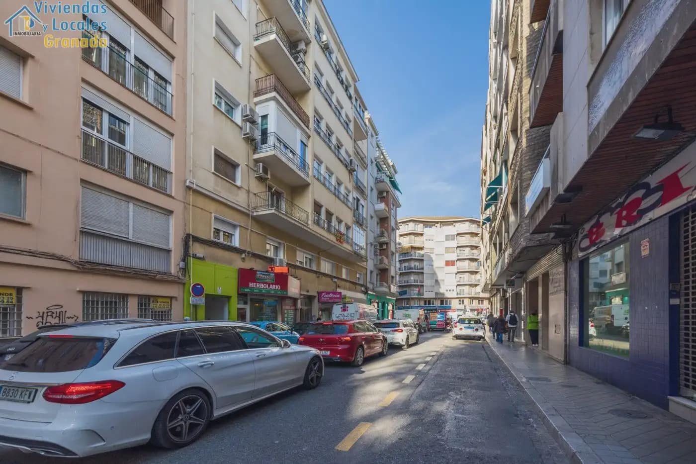 Kommersiell til salgs i Granada by - € 65 000 (Ref: 9837609)