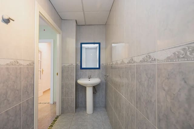 Gewerbe zu verkaufen in Figares, Granada Stadt - 80.000 € (Ref: 9837611)
