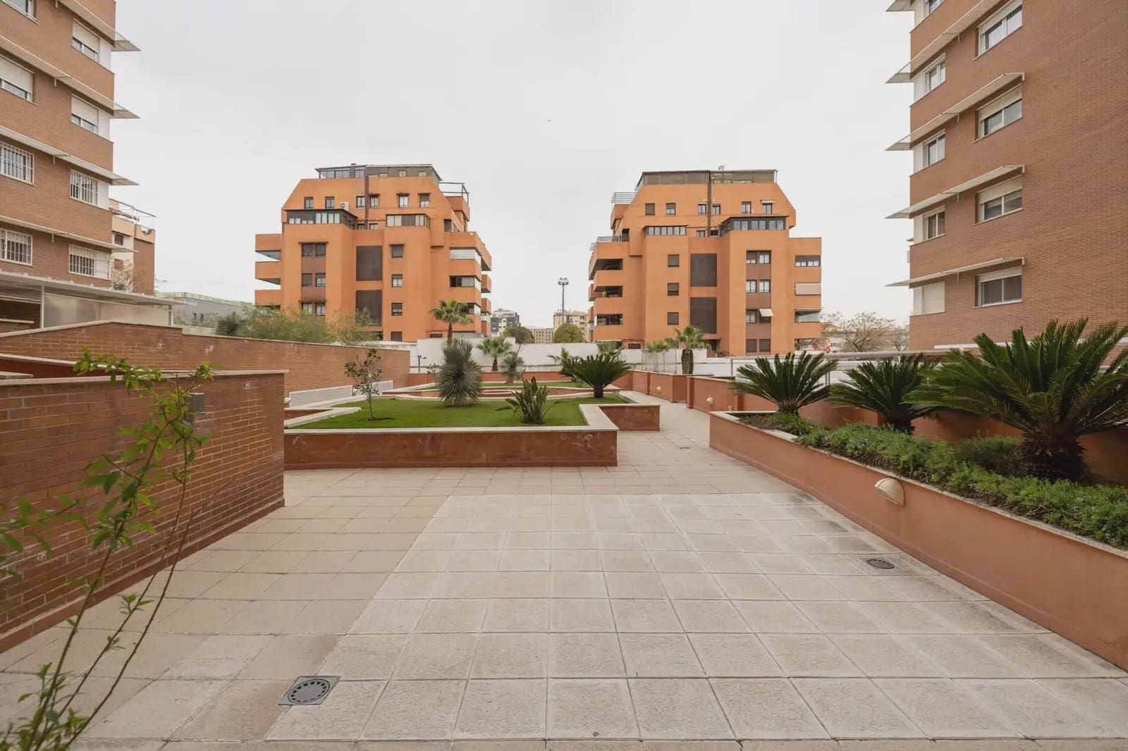 Appartamento in vendita in Granada citta con piscina garage - 289.990 € (Rif: 9837612)