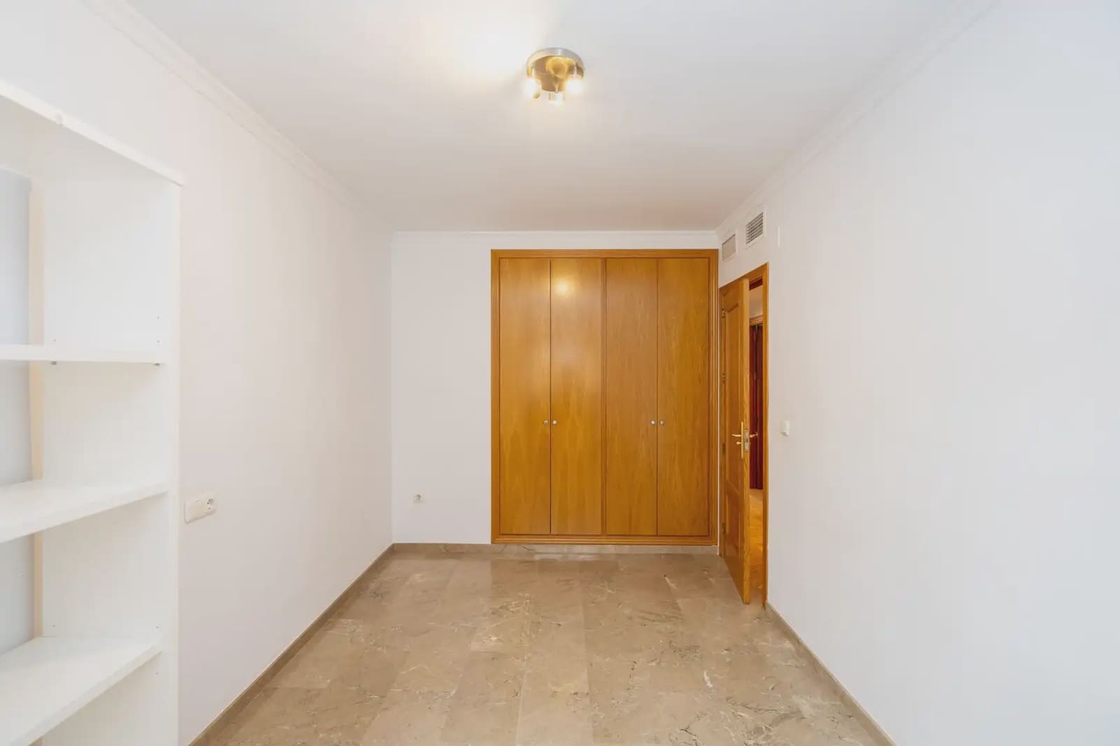 Appartamento in vendita in Granada citta con piscina garage - 289.990 € (Rif: 9837612)