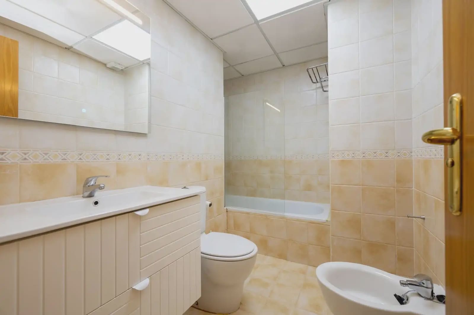 Appartamento in vendita in Granada citta con piscina garage - 289.990 € (Rif: 9837612)