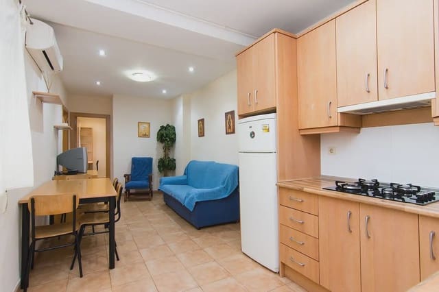 Hus til salgs i Centro - Sagrario, Granada by - € 1 700 000 (Ref: 9837613)