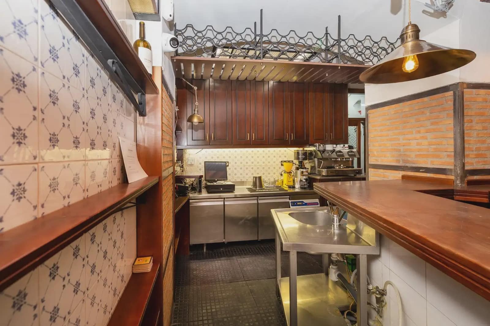 Hus til salgs i Granada by - € 1 700 000 (Ref: 9837613)