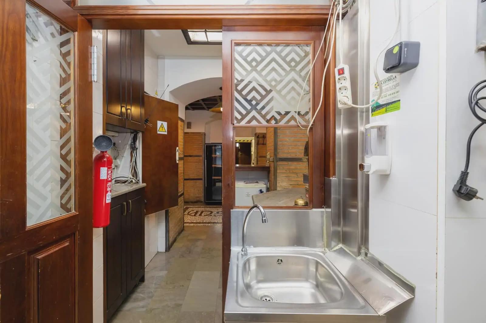 Hus til salgs i Granada by - € 1 700 000 (Ref: 9837613)