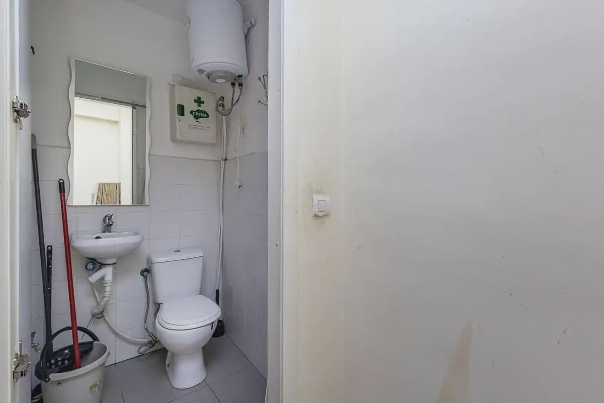 Local Comercial en Granada ciudad en venta - 165.000 € (Ref: 9837615)