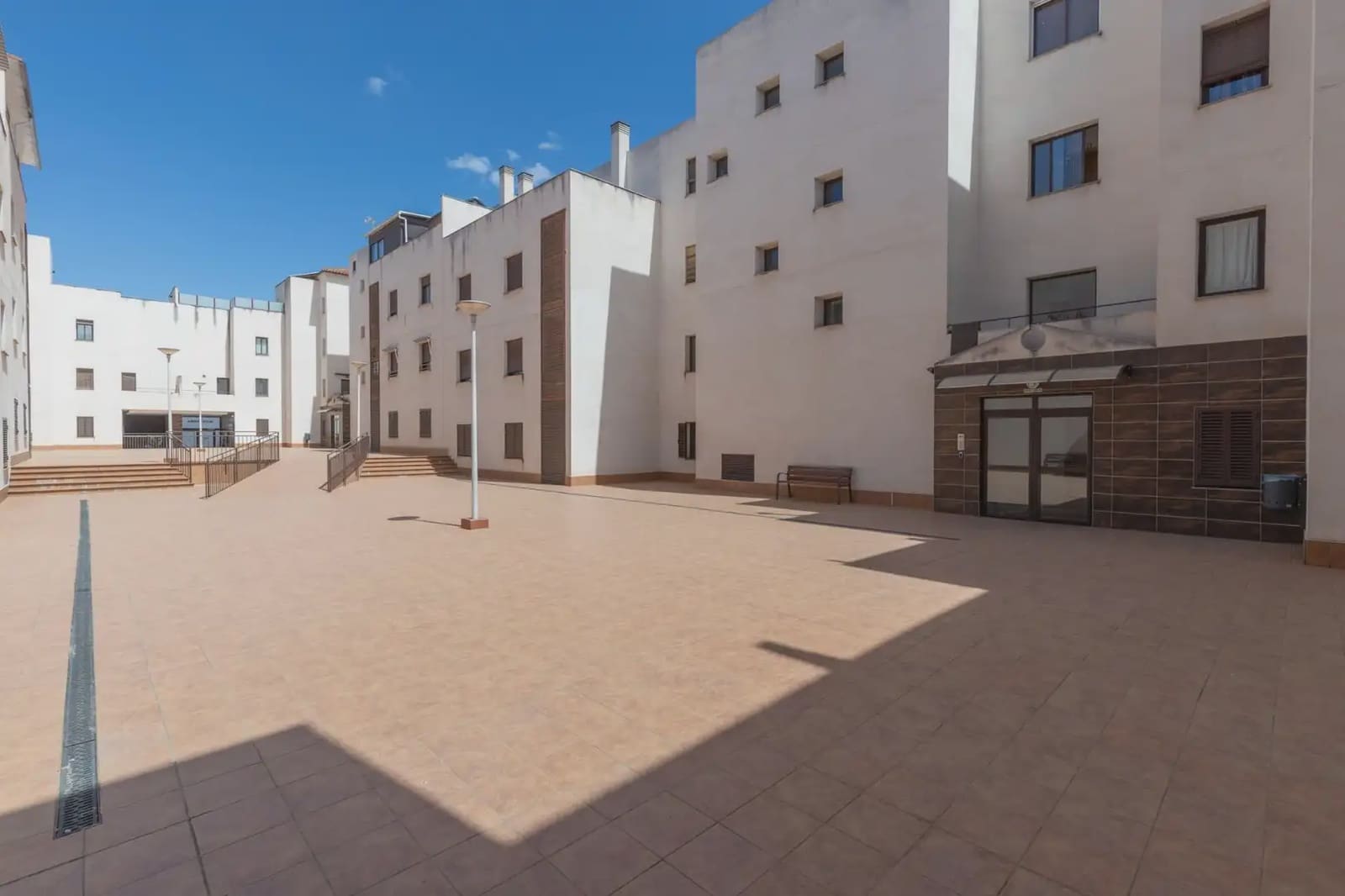 3 soveværelse Lejlighed til salg i Atarfe med garage - € 179.000 (Ref: 9837616)