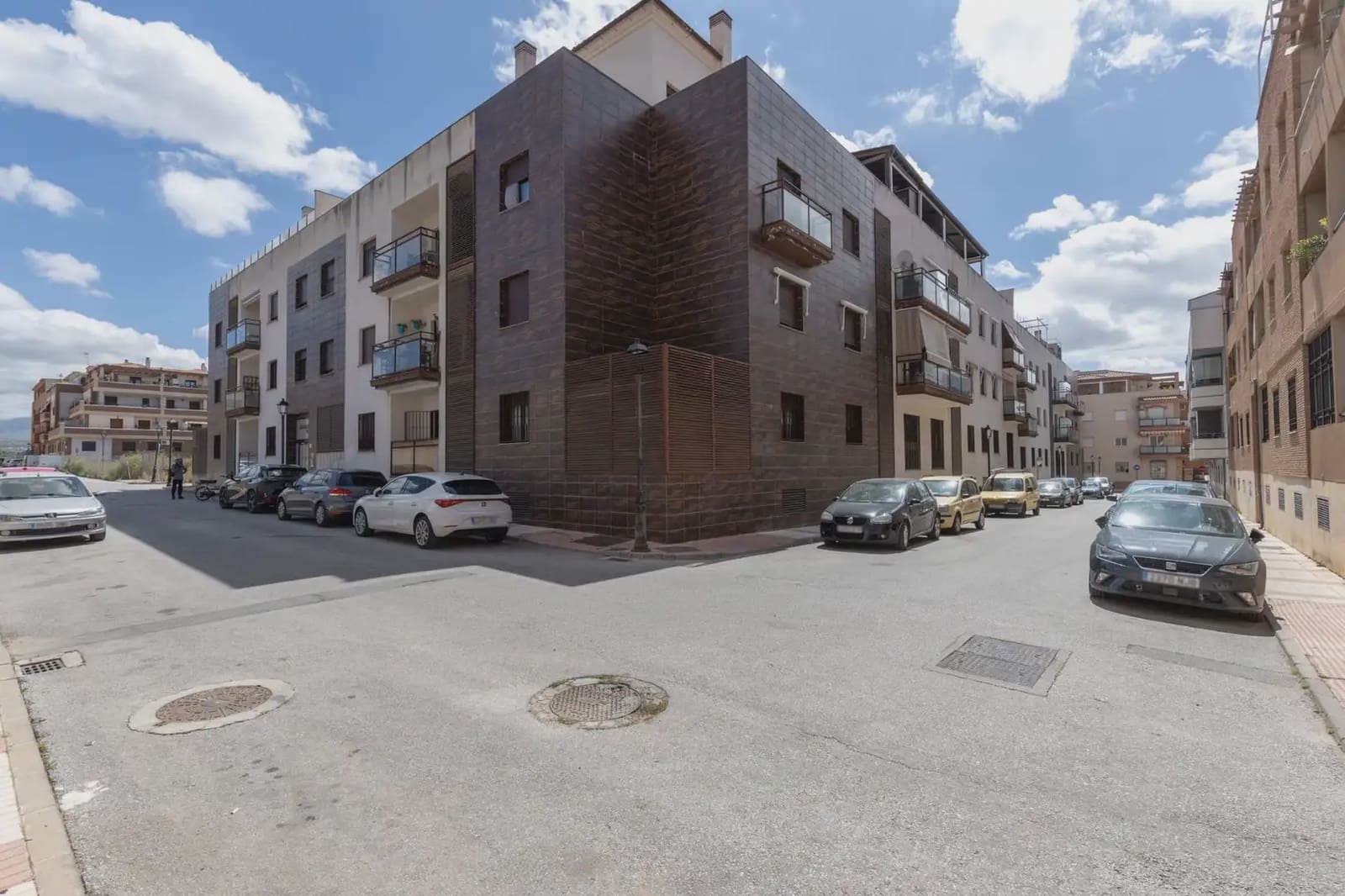 3 soveværelse Lejlighed til salg i Atarfe med garage - € 179.000 (Ref: 9837616)