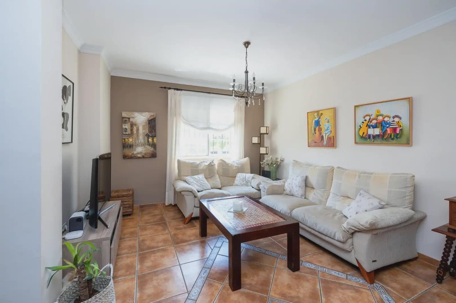 Semi-detached Villa for sale in Vegas del Genil with pool garage - € 350,000 (Ref: 9837617)