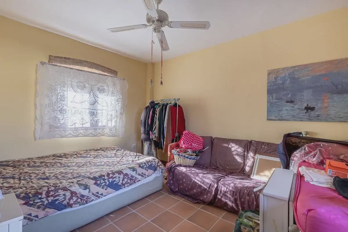 Villa til salg i Atarfe med swimmingpool garage - € 345.000 (Ref: 9837618)