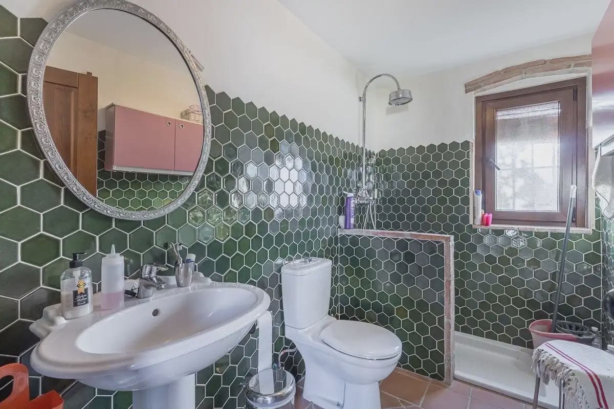 Villa til salg i Atarfe med swimmingpool garage - € 345.000 (Ref: 9837618)
