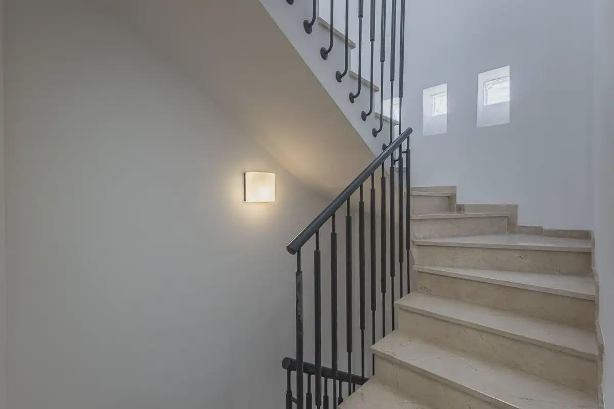 Omakotitalo myytävänä paikassa Churriana de la Vega mukana 
autotalli - 345 000 € (Ref: 9837619)