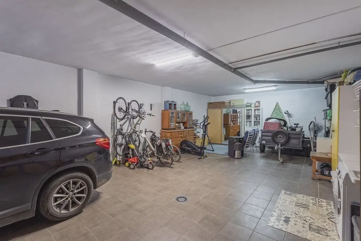 Omakotitalo myytävänä paikassa Churriana de la Vega mukana 
autotalli - 345 000 € (Ref: 9837619)