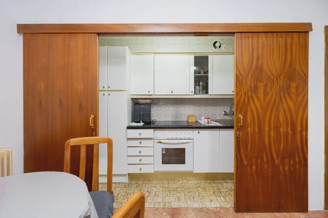 Lejlighed til salg i Figares, Granada by - € 245.000 (Ref: 9837620)