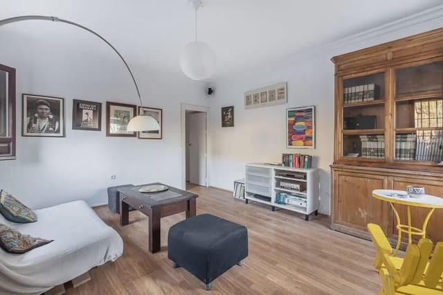 Villa for sale in Pedanias de Granada, Granada city - € 700,000 (Ref: 9837626)