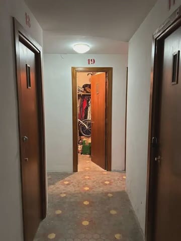 Garage for sale in Pajaritos - Plaza de Toros, Granada city - € 14,000 (Ref: 9837628)