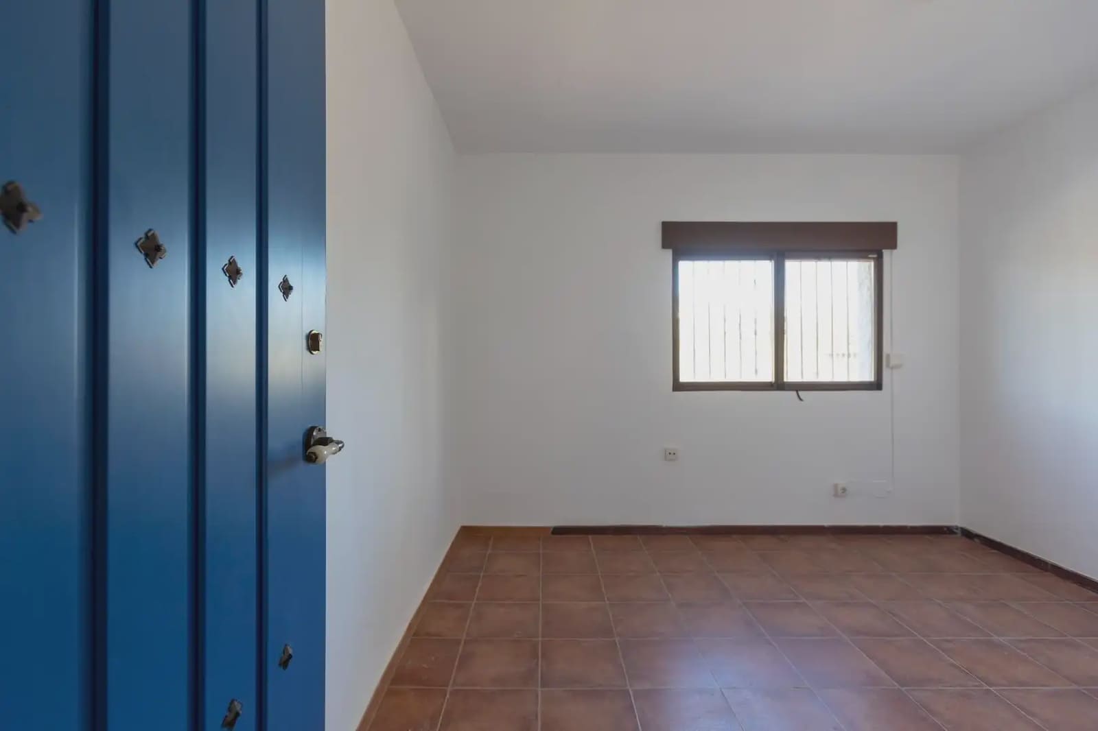 Villa for sale in Almunecar with pool garage - € 1,250,000 (Ref: 9837629)