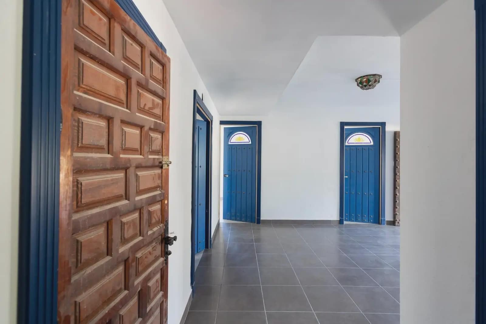 Villa for sale in Almunecar with pool garage - € 1,250,000 (Ref: 9837629)