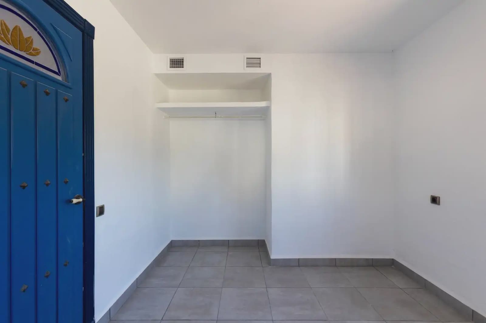Villa for sale in Almunecar with pool garage - € 1,250,000 (Ref: 9837629)