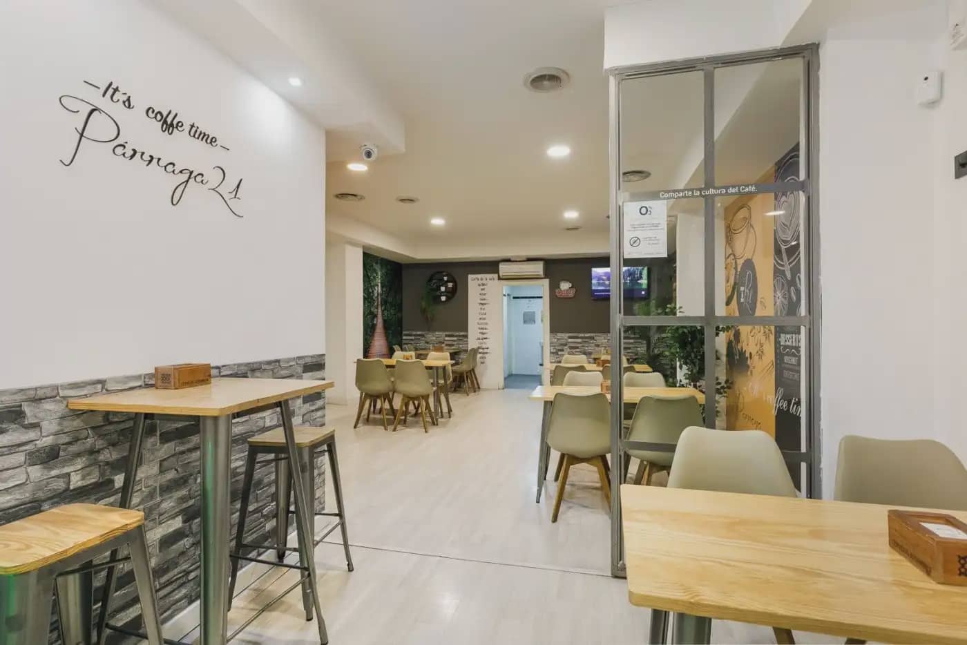 Local Comercial en Granada ciudad en venta - 360.000 € (Ref: 9837630)