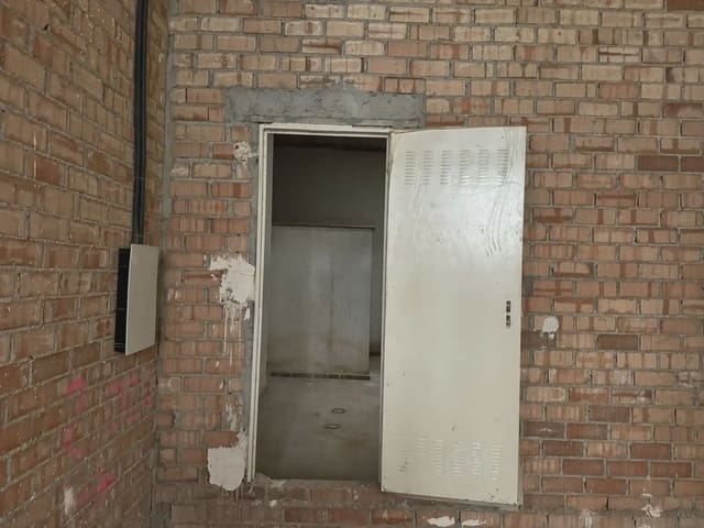 Commercial for rent in San Matías - Realejo, Granada city - € 4,500 (Ref: 9837631)