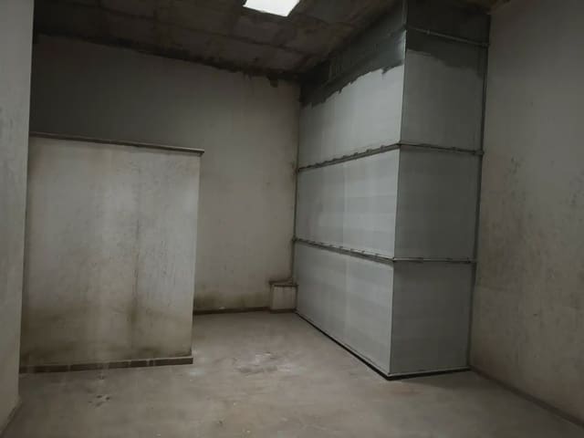 Commercial for rent in San Matías - Realejo, Granada city - € 4,500 (Ref: 9837631)