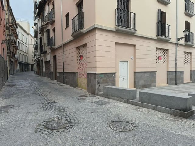 Commercial for rent in San Matías - Realejo, Granada city - € 4,500 (Ref: 9837631)