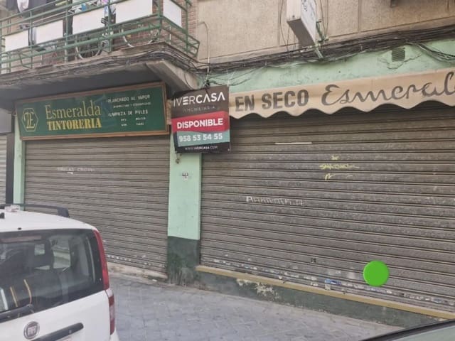 Erhverv til leje i Pajaritos - Plaza de Toros, Granada by - € 600 (Ref: 9837632)