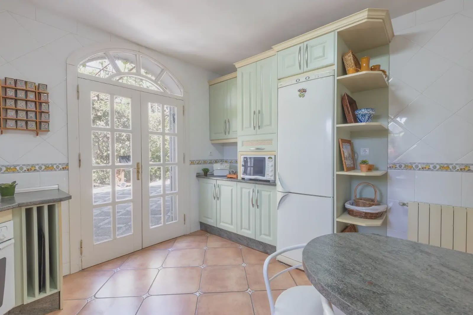 Villa til salg i Albolote med swimmingpool garage - € 560.000 (Ref: 9837634)