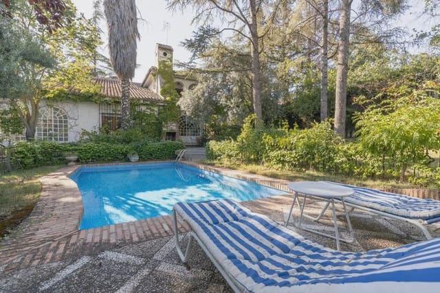 Villa til salg i Albolote med swimmingpool garage - € 560.000 (Ref: 9837634)
