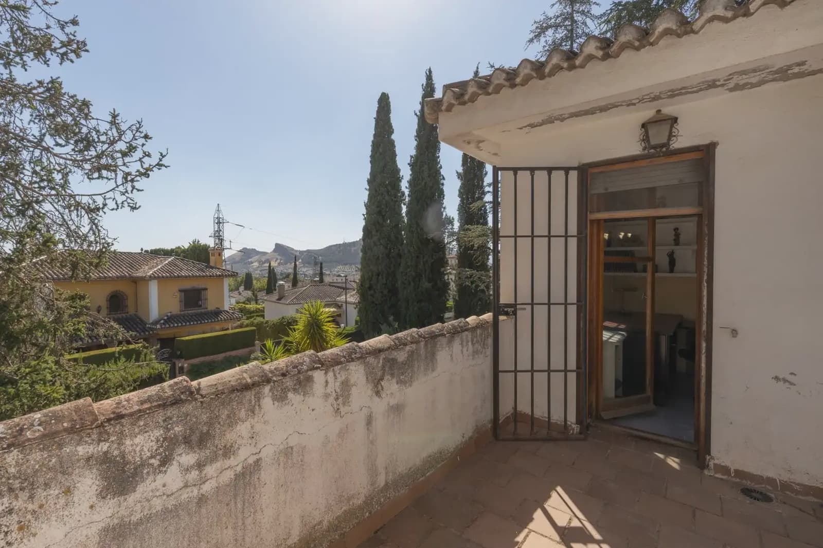 Villa til salg i Albolote med swimmingpool garage - € 560.000 (Ref: 9837634)