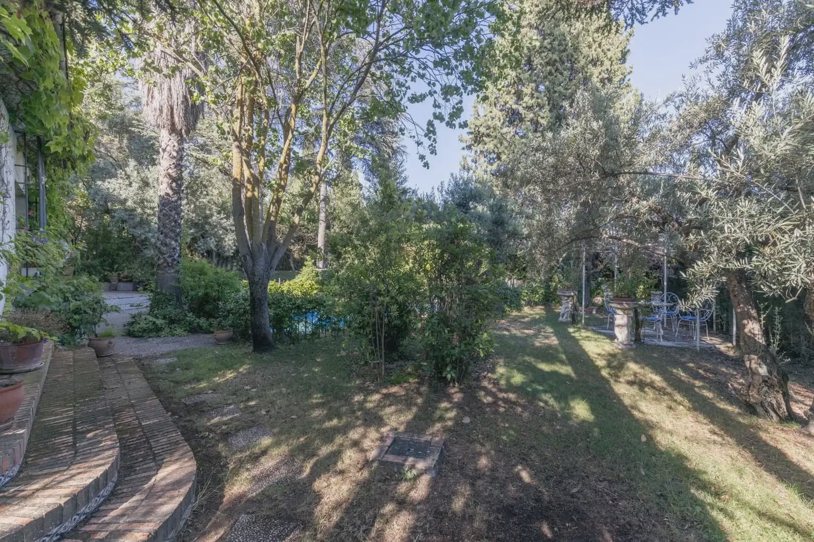 Villa til salg i Albolote med swimmingpool garage - € 560.000 (Ref: 9837634)