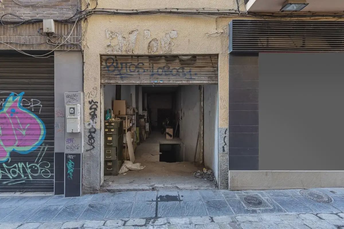 Gewerbe zu verkaufen in Granada Stadt - 75.000 € (Ref: 9837637)