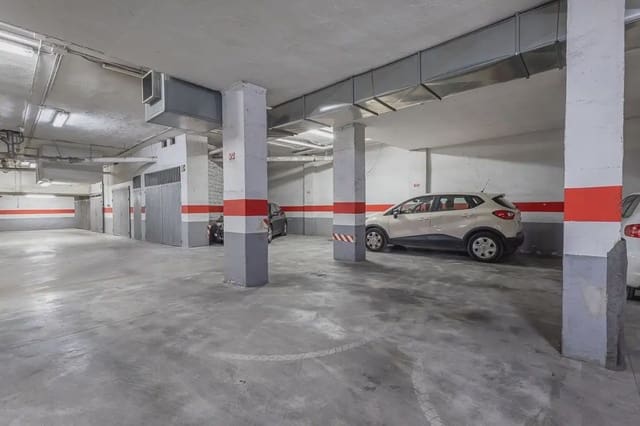 Garage for sale in Figares, Granada city - € 30,000 (Ref: 9837640)