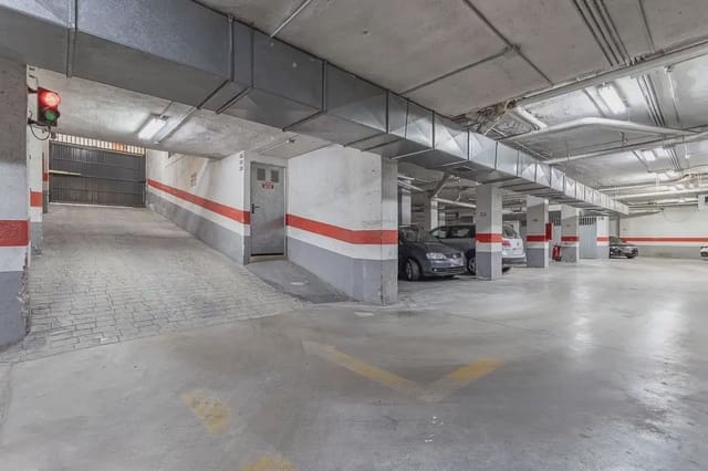 Garage for sale in Figares, Granada city - € 30,000 (Ref: 9837640)