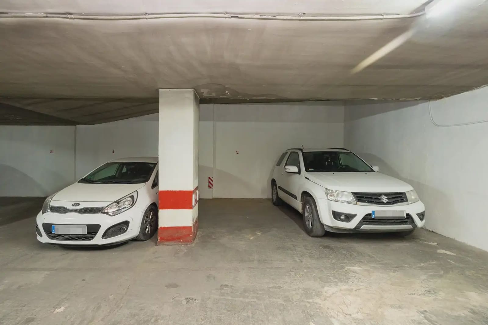 Garage for sale in Granada city - € 25,000 (Ref: 9837641)