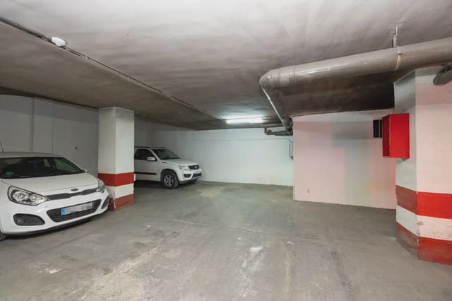 Garage for sale in Figares, Granada city - € 25,000 (Ref: 9837641)